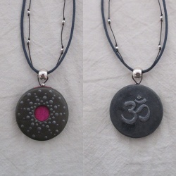 pend-aroma-rond-aum-001