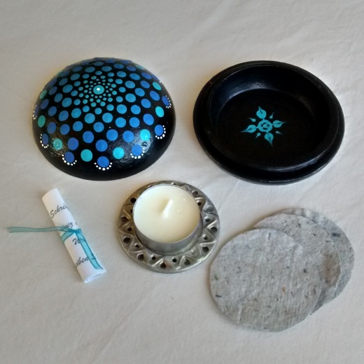 stone-screw-dot-blu002-d